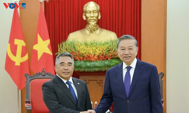 Expresan interés de elevar las relaciones Vietnam-Filipinas a nuevo nivel