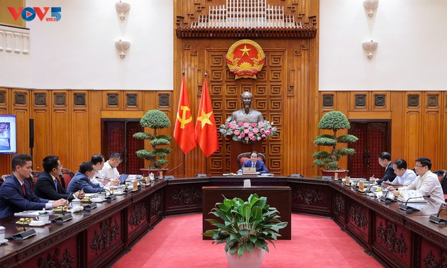 Pham Minh Chinh rencontre les dirigeants du groupe CT