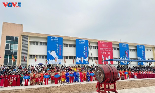 Le tir à la corde vietnamien célèbre dix ans d’inscription au patrimoine mondial