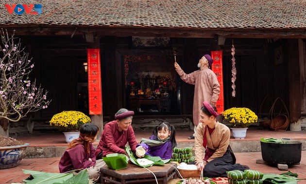 Memories of Tet recalled in Phan Huy’s photo series