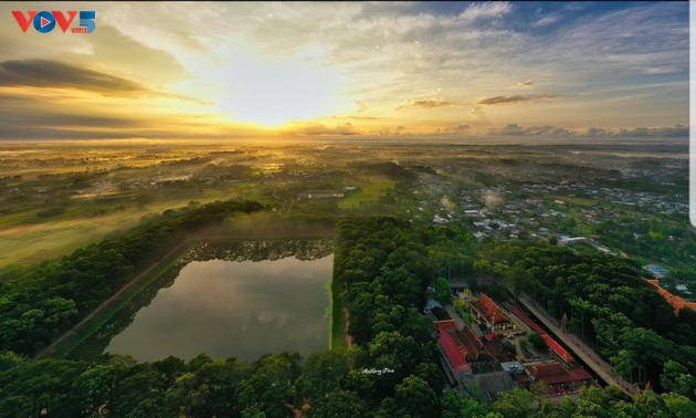 អញ្ជើញទៅទស្សនាបណ្ដុំកេរ្កិ៍ដំណែលស្រះ Ba Om វត្តអង្គ សារមន្ទីរវប្បធម៌ ជនជាតិខ្មែរ