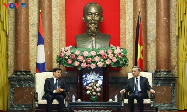 President To Lam receives Lao General Secretary and President Thongloun Sisoulith