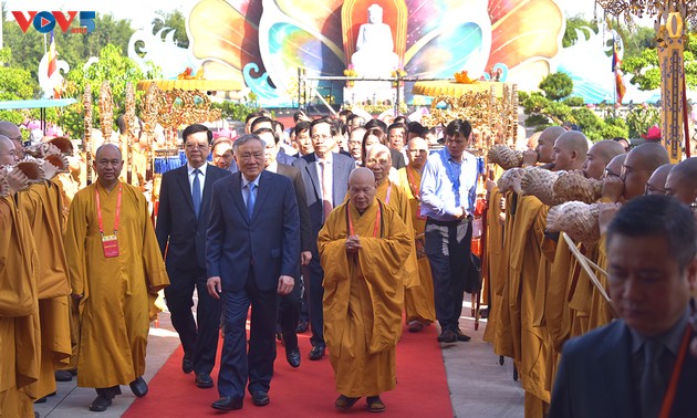 Abschluss des Vesak-Festes 2025: Ho-Chi-Minh-Stadt-Erklärung abgeben