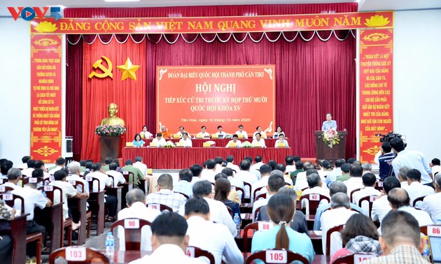 Parlamentspräsident Tran Thanh Man trifft Wähler der Stadt Can Tho