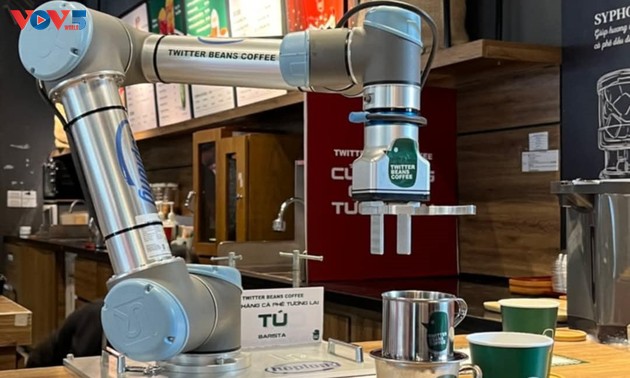 ຮ້ານກາເຟອະນາຄົດ ບ່ອນທີ່ໄດ້ນຳໃຊ້ເຕັກໂນໂລຊີທັນສະໄໝ