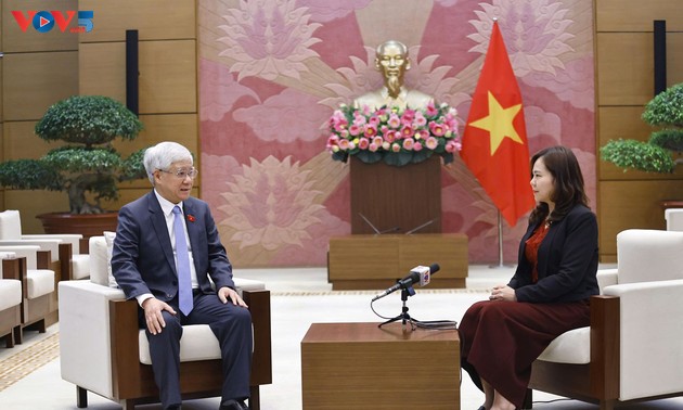 Dô Van Chiên: le droit doit précéder le développement et en constituer le socle durable