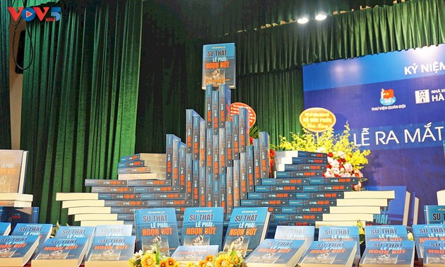 Ra mắt cuốn sách “Sự thật, lẽ phải và ngọn bút” của nhà báo Hồ Quang Lợi