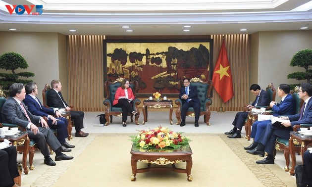 Pham Minh Chinh reçoit une délégation de l'USCC