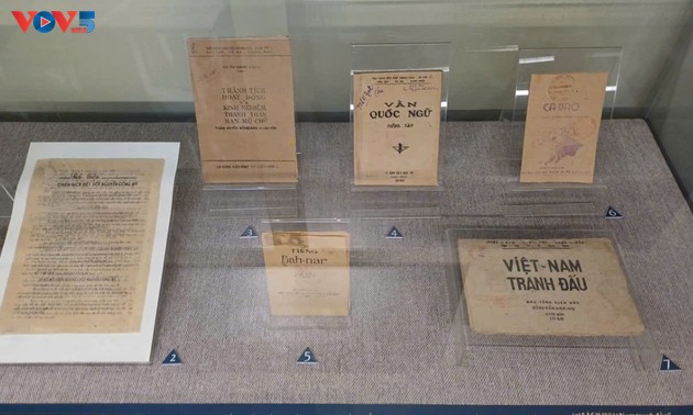 Le Musée d’Histoire retrace 80 ans d’éducation populaire au Vietnam 