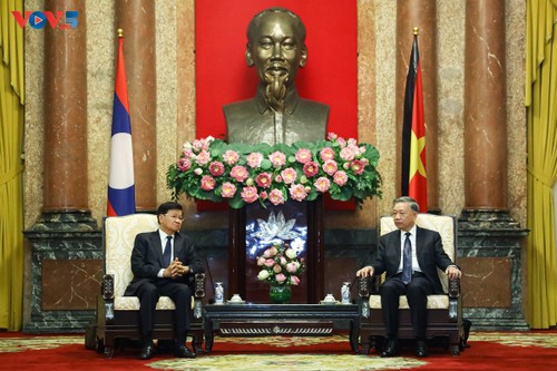 President To Lam receives Lao General Secretary and President Thongloun ...