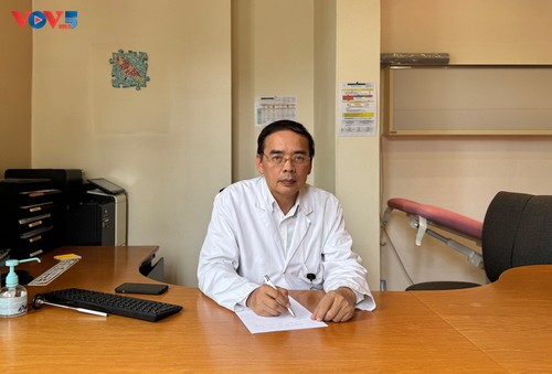 Intelectuales vietnamitas en Francia expresan sus expectativas ante el XIV Congreso del PCV - ảnh 2