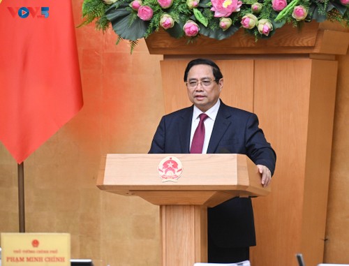 Gobierno vietnamita impulsa reducción de trámites administrativos y cargas para ciudadanos y empresas - ảnh 2