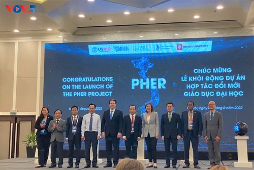 Vietnam y Estados Unidos lanzan proyecto de cooperación en educación superior - ảnh 1