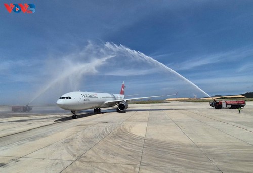 Khanh Hoa recibe a los primeros viajeros desde Moscú tras casi cinco años - ảnh 1