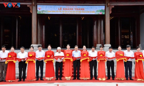 Trân Thanh Mân honore la mémoire du secrétaire général Lê Duân - ảnh 1