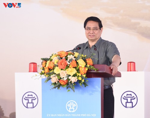 Lancement du projet du pont Tu Liên, nouvelle infrastructure stratégique - ảnh 1