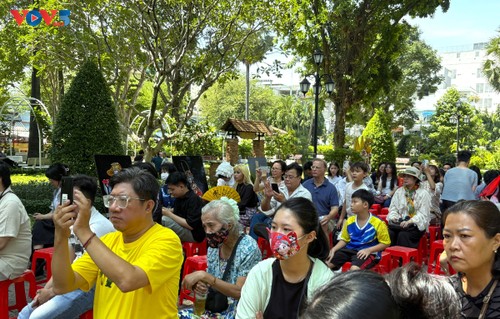 Le hát bội retrouve son public au cœur des sites historiques de Hô Chi Minh-ville - ảnh 2