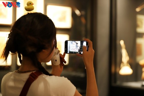 Un nouveau souffle numérique pour les arts populaires et appliqués - ảnh 17