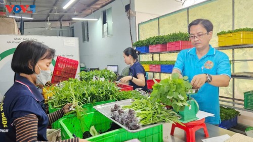 Kota Ho Chi Minh Bangun Jalurnya Sendiri untuk Produk OCOP di Perkotaan Modern - ảnh 1