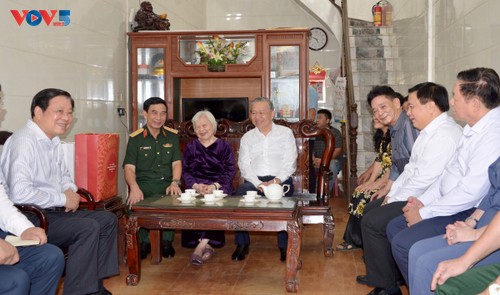 Le secrétaire général Tô Lâm rend hommage au Président Hô Chi Minh - ảnh 2
