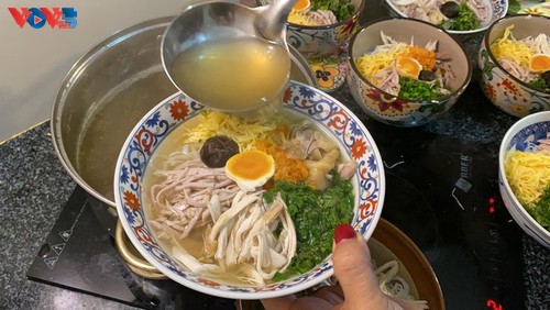 “Bun Thang” - Masakan Enak Dari Orang Ha Noi - ảnh 1