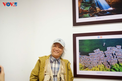 Pameran Foto : “Vietnam-Indonesia: Melalui Lensa Persahabatan“ - ảnh 17