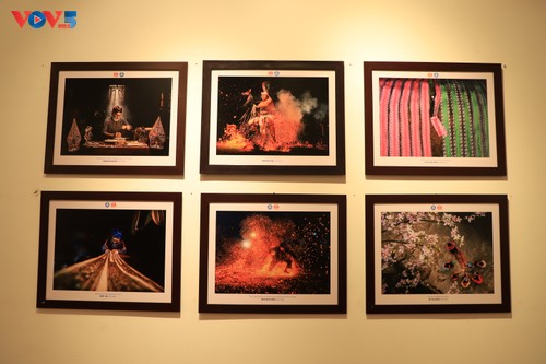 Pameran Foto : “Vietnam-Indonesia: Melalui Lensa Persahabatan“ - ảnh 13