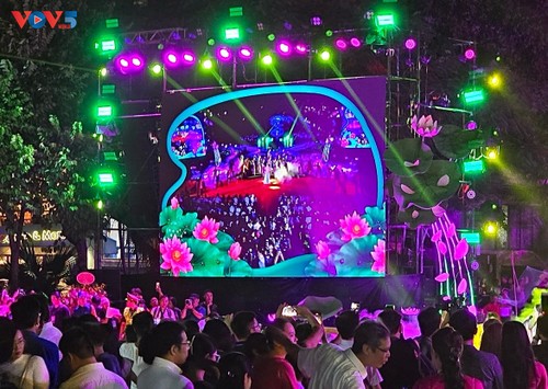 Eröffnung des Lotusfestivals in Hanoi - ảnh 1