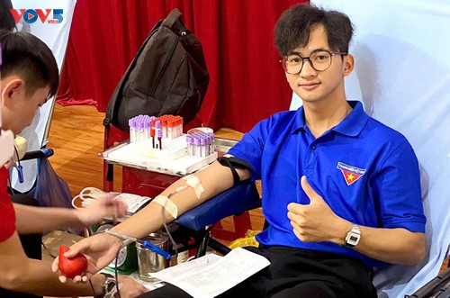 Masyarakat Daerah Dataran Rendah Sungai Mekong Mengikuti Kongres Nasional XIV PKV - ảnh 2