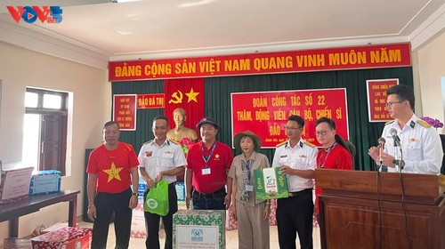 在茫茫大海中守护柿山礁 - ảnh 4