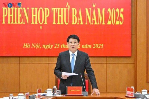 梁强主持中央司法改革指导委员会第三次会议 - ảnh 1