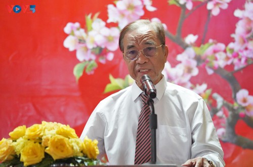 海外越南人欢度春节  心系祖国 - ảnh 2