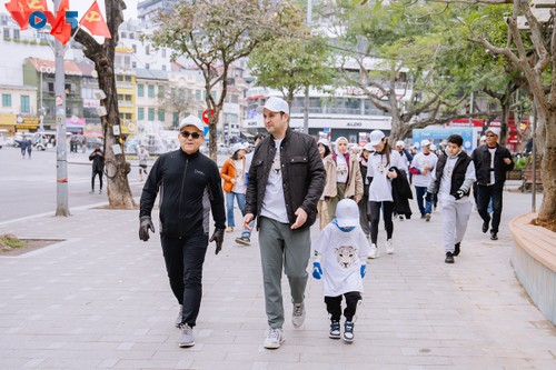 Hanoi: les diplomates descendent dans la rue pour appeler à la protection des félins - ảnh 2