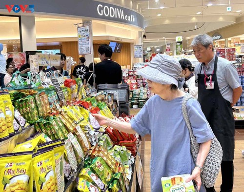 Vietnamese Goods Week kicks off at AEON stores in 4 Asian countries - ảnh 2