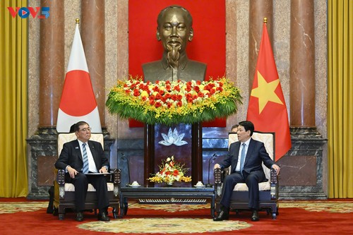 ルオン・クオン国家主席 石破茂首相と会見 - ảnh 1