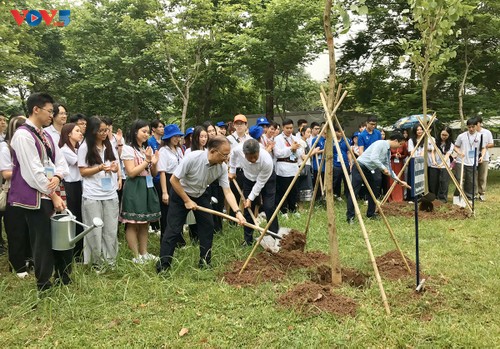 Vietnam Summer Camp connects young overseas Vietnamese - ảnh 2