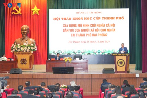 Hai Phong discusses building socialist model, socialist people  - ảnh 1