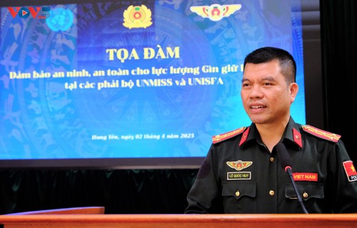 Vietnamese security officers share view on peacekeeping operations - ảnh 1