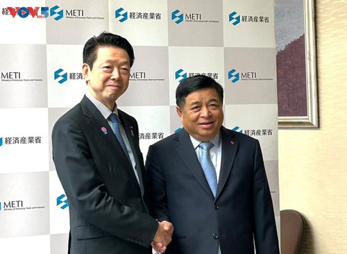 Vietnam, Japan eye greater cooperation potential in emerging sectors  - ảnh 2