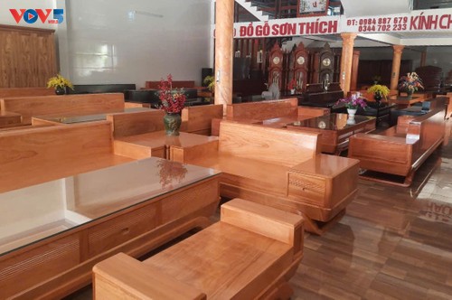 Thai Yen village preserves, develops its woodcraft  - ảnh 2