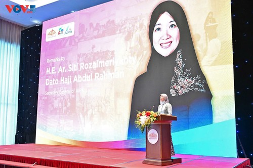  AIPA Roadshow connects parliamentarians and youth - ảnh 1