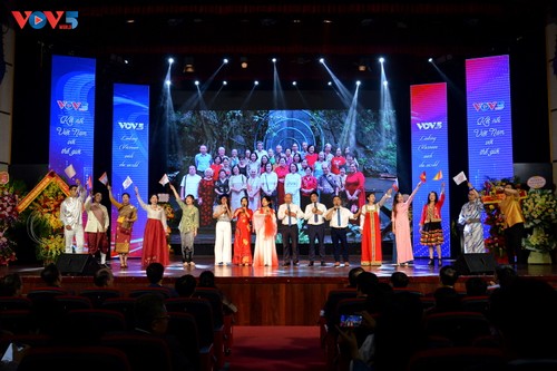 80 năm Phát thanh đối ngoại: Tự hào và phát triển - ảnh 17