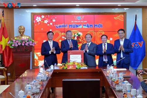 Tổng Bí thư Tô Lâm: Tiếng nói Việt Nam đi cùng vận mệnh dân tộc - ảnh 7