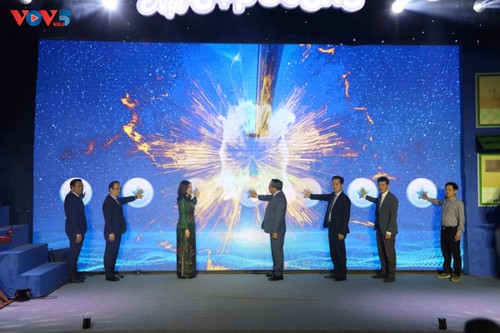 ハノイで夜の観光PRイベント 音楽と書籍で魅力発信 - ảnh 1