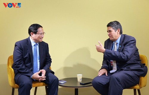 范明政会见帕劳总统和所罗门群岛总理 - ảnh 1