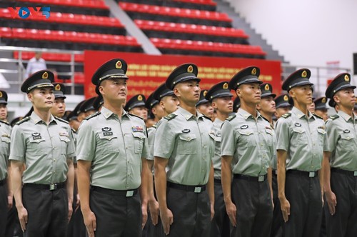 各国军事代表团努力完成参加越南重要纪念活动的使命 - ảnh 3