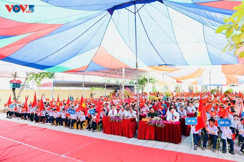 吉海特区迎接新学年 - ảnh 2