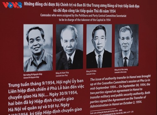 “凯旋之歌永远响亮”展览：解放日壮志豪情的河内 - ảnh 10