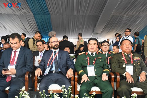 Vietnam nimmt an Indo Defence Expo und Forum 2025 teil - ảnh 1