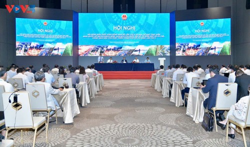 Premierminister: Ho-Chi-Minh-Stadt soll Vorreiter bei digitaler Transformation und Anziehung von Investitionen sein - ảnh 1